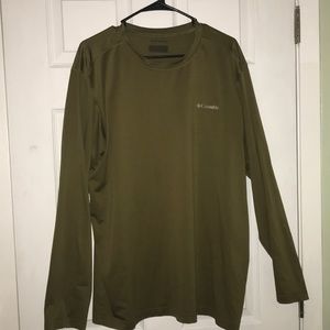 Dark green Columbia Shirt
